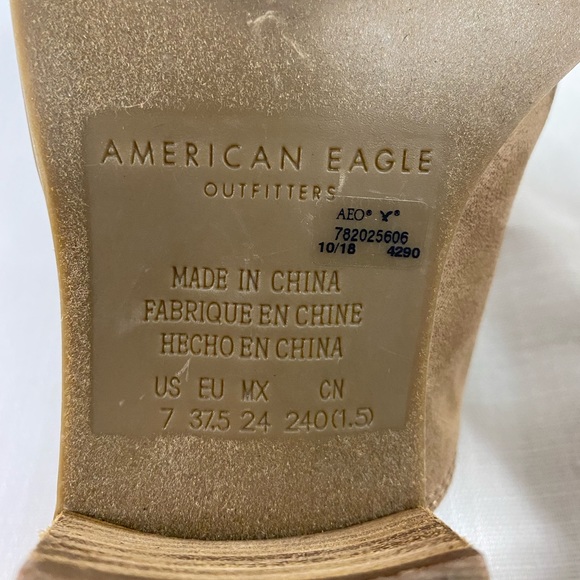 Womens Size 7 American Eagle 2inch Heels Suede Brown Stretchy Comfortable - Picture 7 of 13